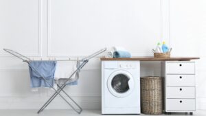 Read more about the article טיפים לתליית כביסה יעילה – כיצד למקסם את מקום התלייה ולסדר את הכביסה בצורה אסתטית